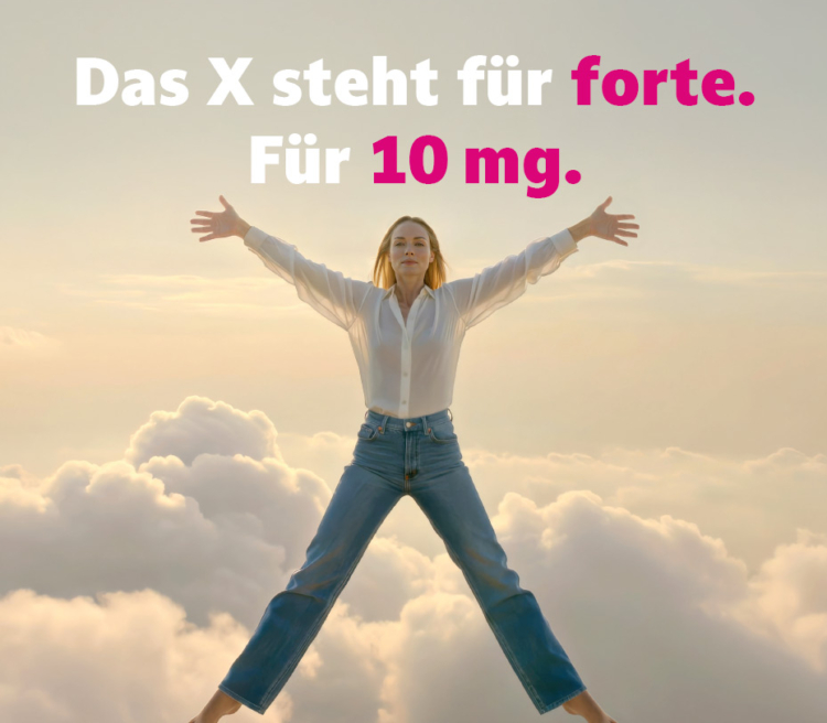 Biotin Merz forte 10 mg zur Vorbeugung und Behandlung eines Biotinmangels. Produktpackung und X-Motiv im Banner.